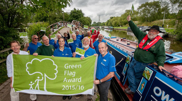 Macclesfield Canal in Cheshire, managed by the Canal and River Trust, achieves the Green Flag Award.